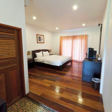 Tree House Hotel Sisaket Εξωτερικό φωτογραφία