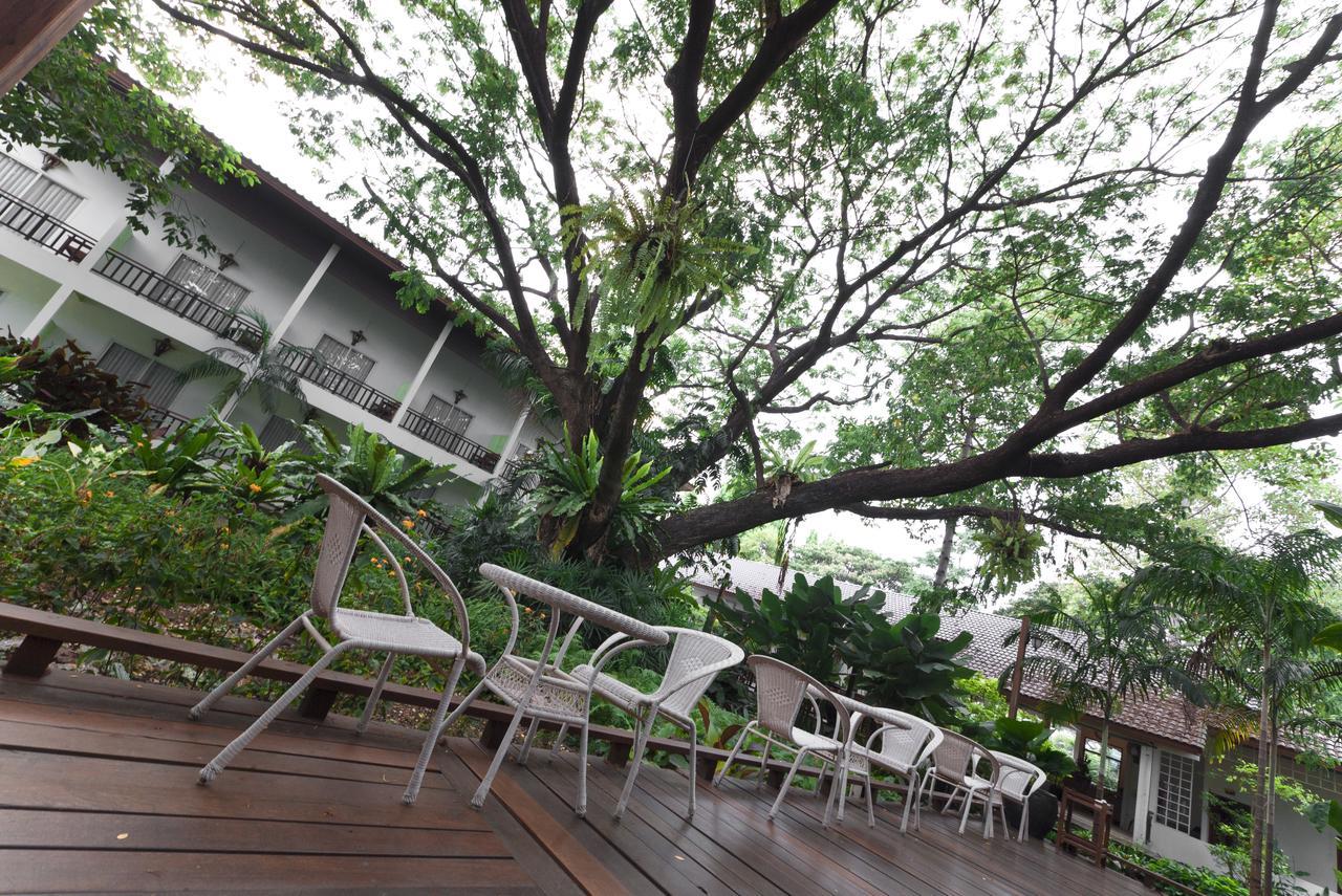 Tree House Hotel Sisaket Εξωτερικό φωτογραφία