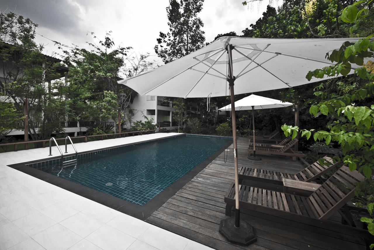 Tree House Hotel Sisaket Εξωτερικό φωτογραφία